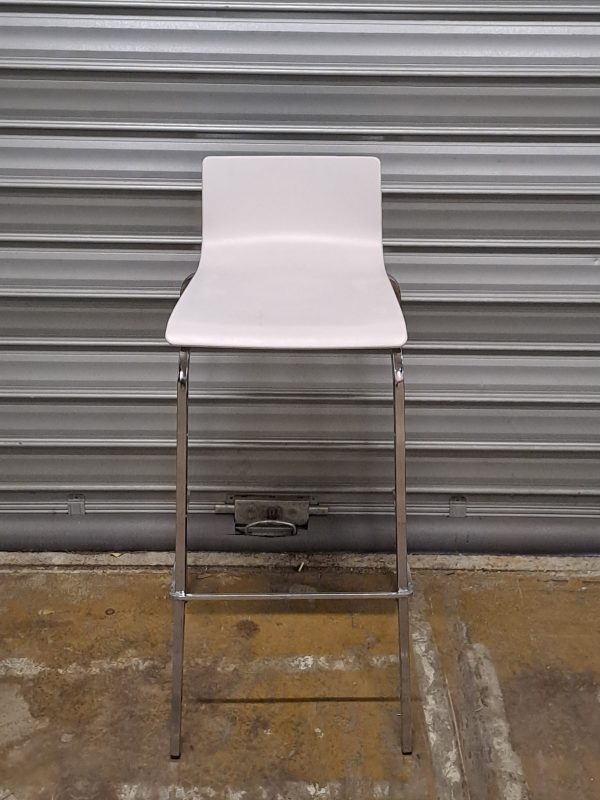 Chaise haute blanche