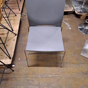 Chaise Tiger grise