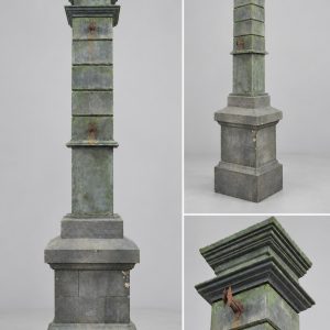Grande colonne décorative